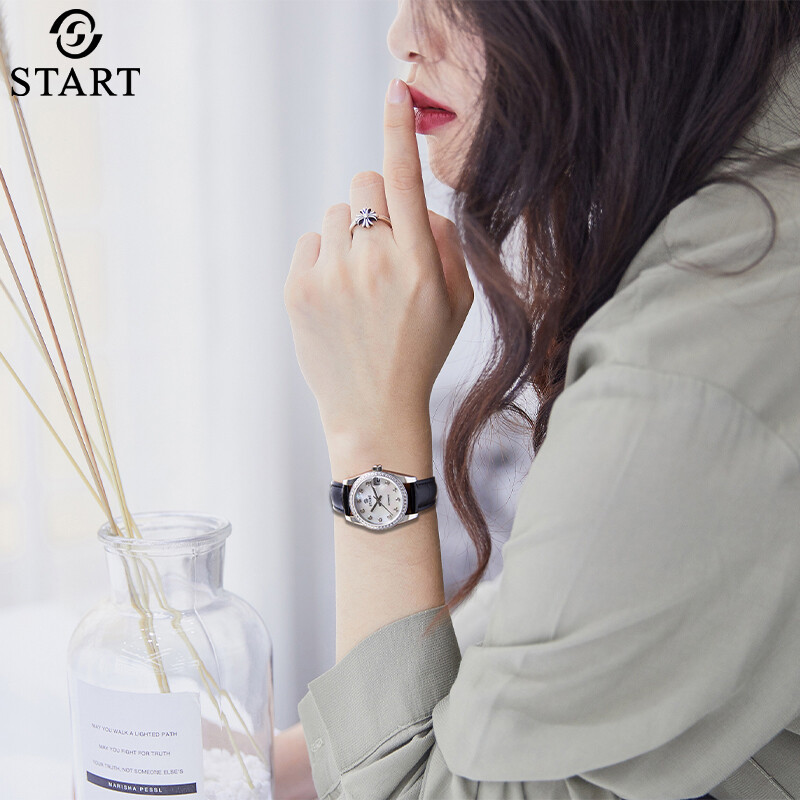 【START】Women's Watch Mother of Pearl Dial Fashion Casual Automatic Mechanical Watch Waterproof Date Function Leather Watch ราคา 14,358 บาท*ส่งฟรี