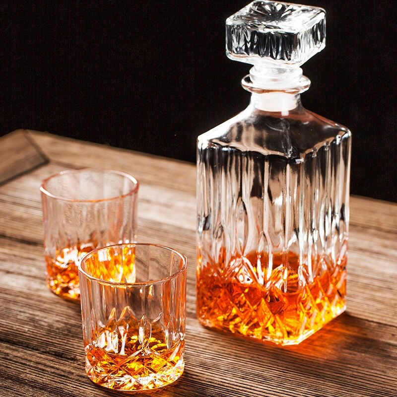Gambar high quality Suit a cup of whisky bottle wine wine glass decanters suit household European glass red wine