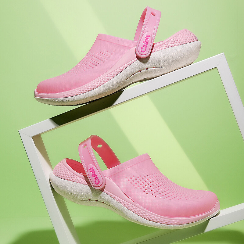 Couple Style Hole Shoes Men's Beach Shoes Men's Trend Sandals Comfortable Outdoor Sandals Beach Slippers Summer Men's Indoor Home Slippers