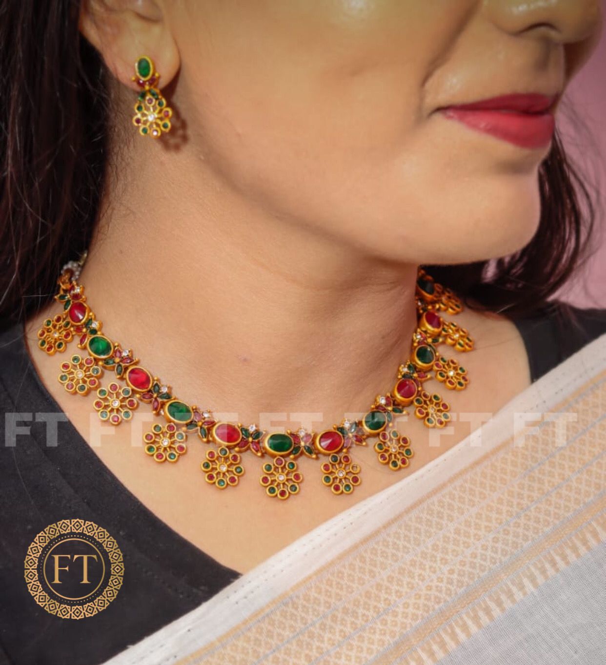 Gold Stone Necklace Set 