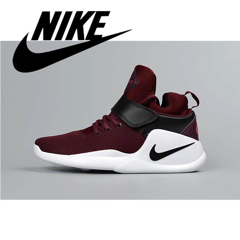 nike kwazi sports shoes