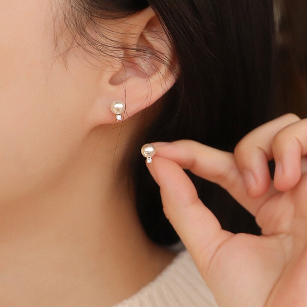 Pearl Zircon Silver Ear Studs - Elegant Korean Style (brand not available)