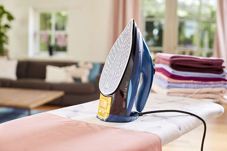 Bàn Ủi PHILIPS GC4938