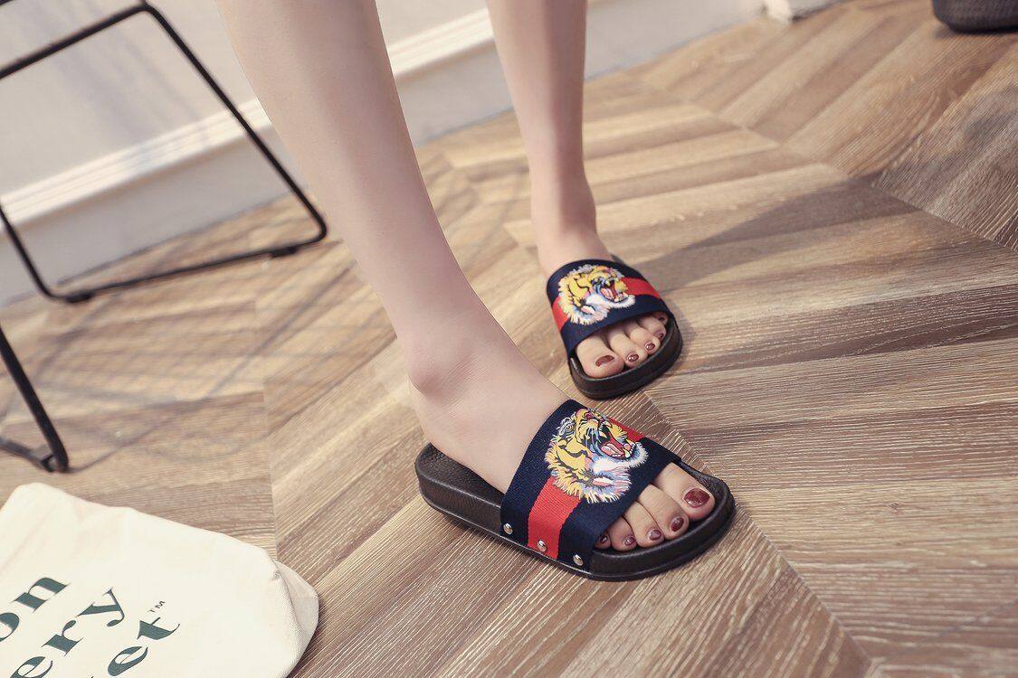 cute flat sandals for women