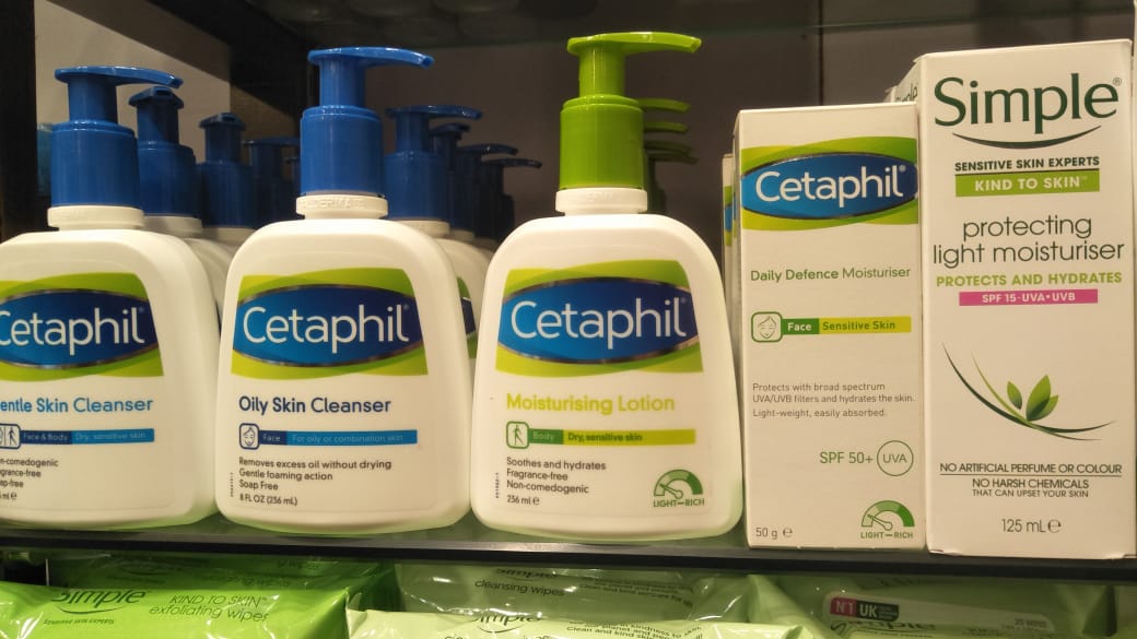 Cetaphil Daily Defence Moisturizer SPF50+ 50g For Sensitive Skin 5 d362bb398dec16076a93df4f1e8318d1 Cetaphil Daily Defence Moisturizer SPF50+ 50g For Sensitive Skin