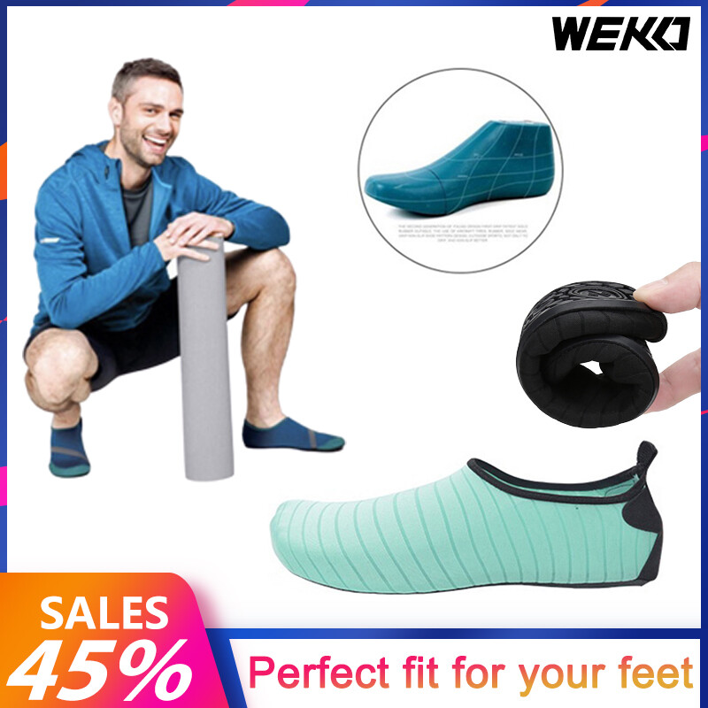 Weko Giày thể thao nước cho nam giới và phụ nữ đi chân trần Giày đi biển lội Surf giày bảo vệ đế của bạn mềm trên mặc ở nhà thể thao dưới nước bãi biển giản dị tất cả các kích cỡ 36-45