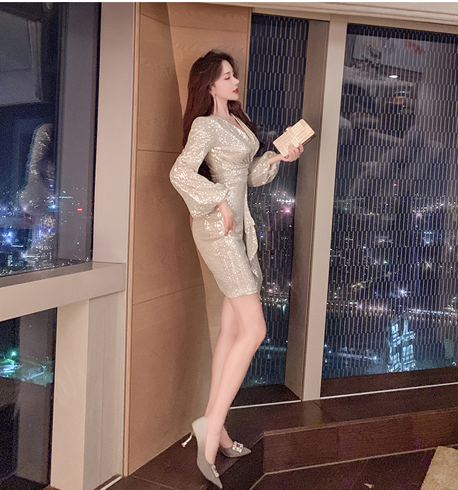 đầm kim sa lấp lánh Phụ nữ Pháp Đầm dự tiệc 2022 New Sequin Dress Slim váy kim sa nữ V Cổ dài Tay áo Váy Nổi tiếng Tính khí Bất thường Ăn mặc