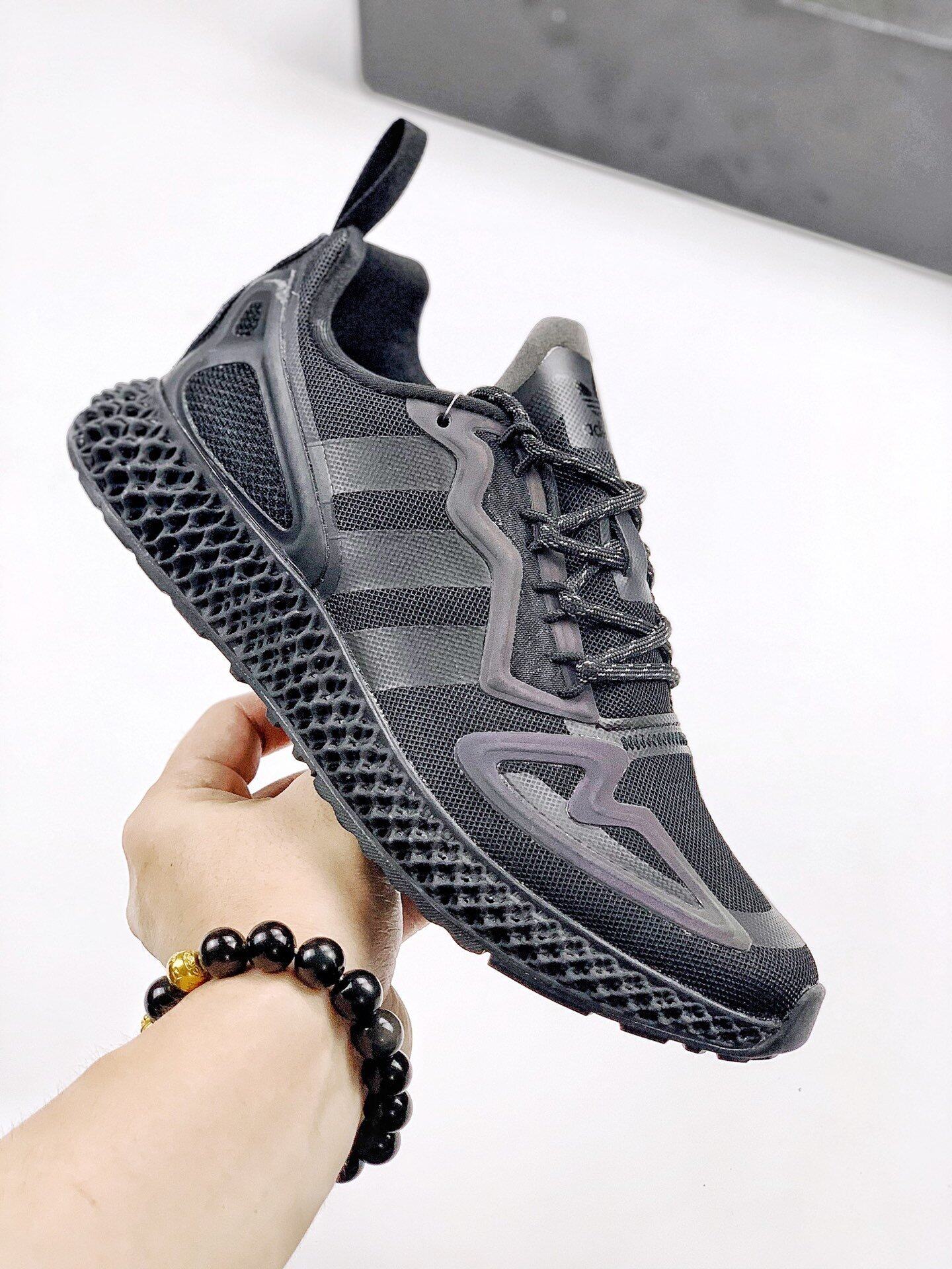Sports Sneakers shoes Unisex black 