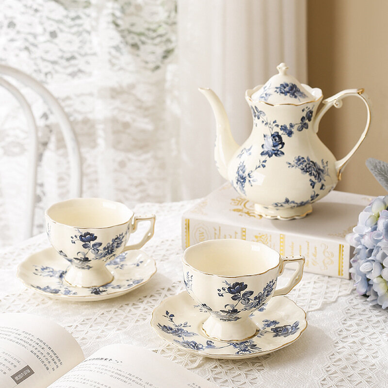 Gambar Cup and Saucer French Retro Restaurant Afternoon Tea Cup Saucer Coffee Cup British Household Palace Style Ceramic Cup and Pot Set