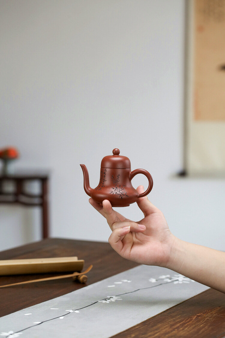 Ấm Trà Đất Sét Nghi Hưng 130Ml Ấm Trà Gốm Tráng Men Màu Đỏ Đậm Ấm Đất Sét Ấm Trà KungFu Trung Quốc Dụng Cụ Pha Trà Bộ Ấm FCH152