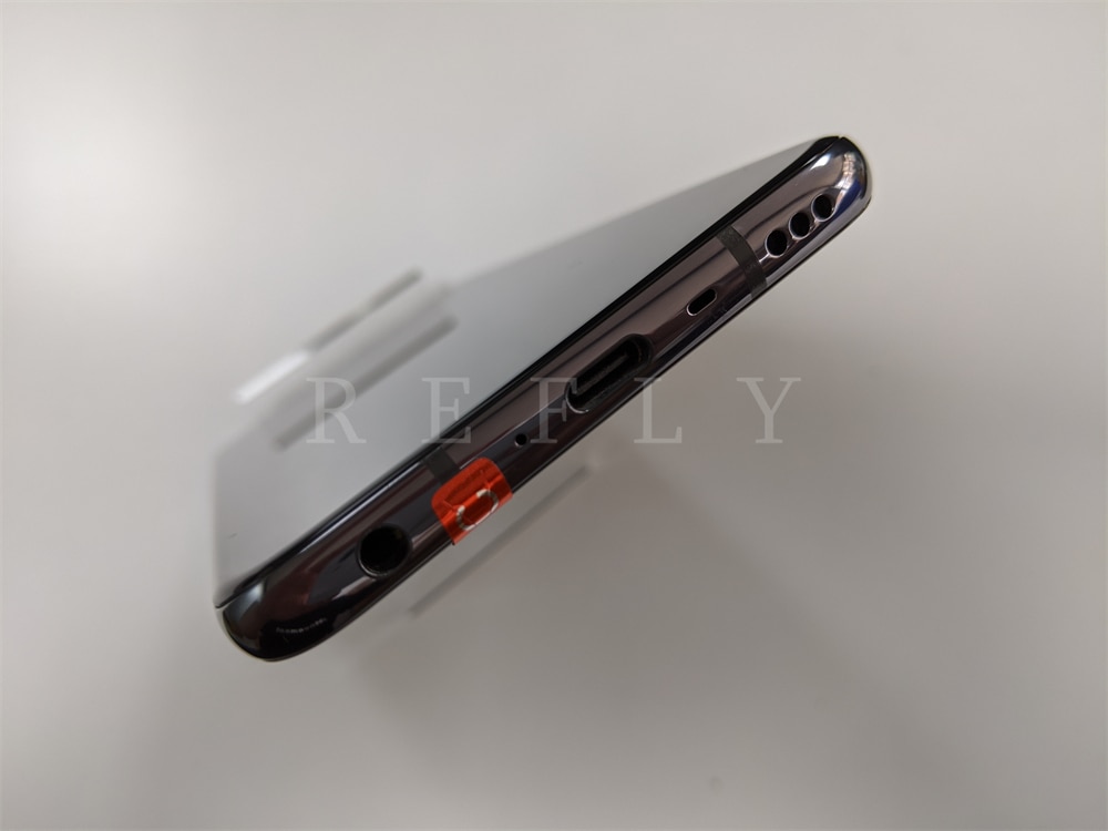 LG V50 ThinQ รุ่น V500N สมาร์ทโฟนหน้าจอ 6.4 นิ้ว RAM 6GB ROM 128GB กล้องหลัง 3 ตัว 16MP รองรับ LTE ซิมเดียว ปลดล็อกด้วยลายนิ้วมือ