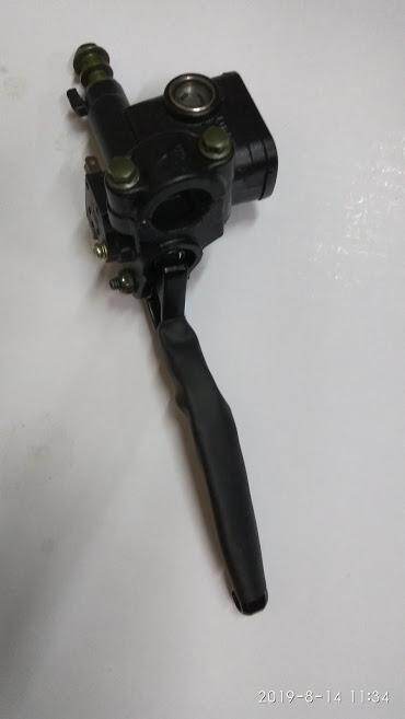 Yamaha Lagenda 110 Srl110 Srl110z Master Pump With Brake Switch