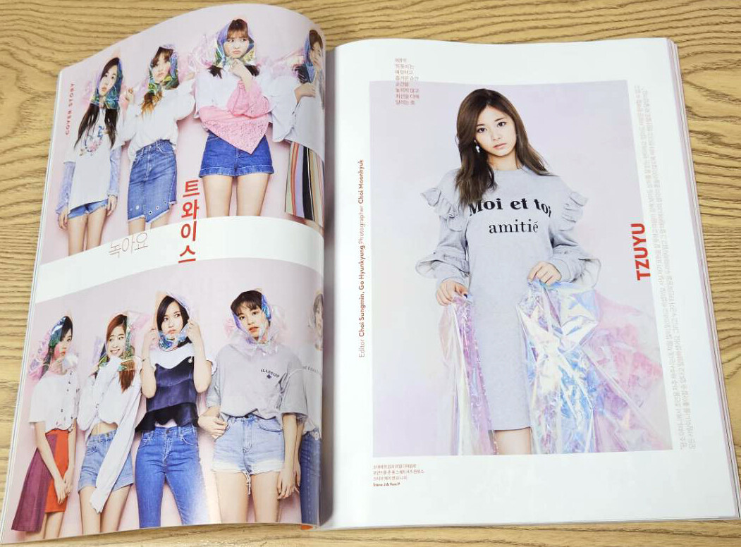 【5種セット】 TWICE クリアしおり MOMO DAHYUN TZUYU TWICE 2025 Official Photo Magazine Korean Tzuyu Sana Momo Dahyun