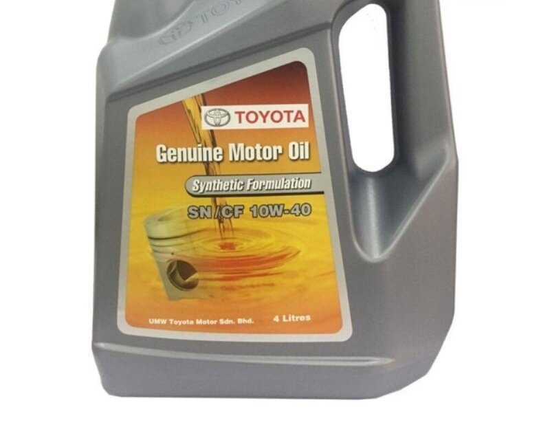 SSNCF10W404L Toyota Engine Oil SN/CF 10W40 Syncthetic Formulation 4 liter For Vios , Camry , Altis , Lexus , Innova