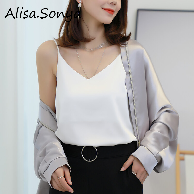 (Cle) Alisa.Sonya Satin Silk Like V-neck Cami Top for Women Sleeveless Loose Casual Summer Vest ราคา 144 บาท*ส่งฟรี