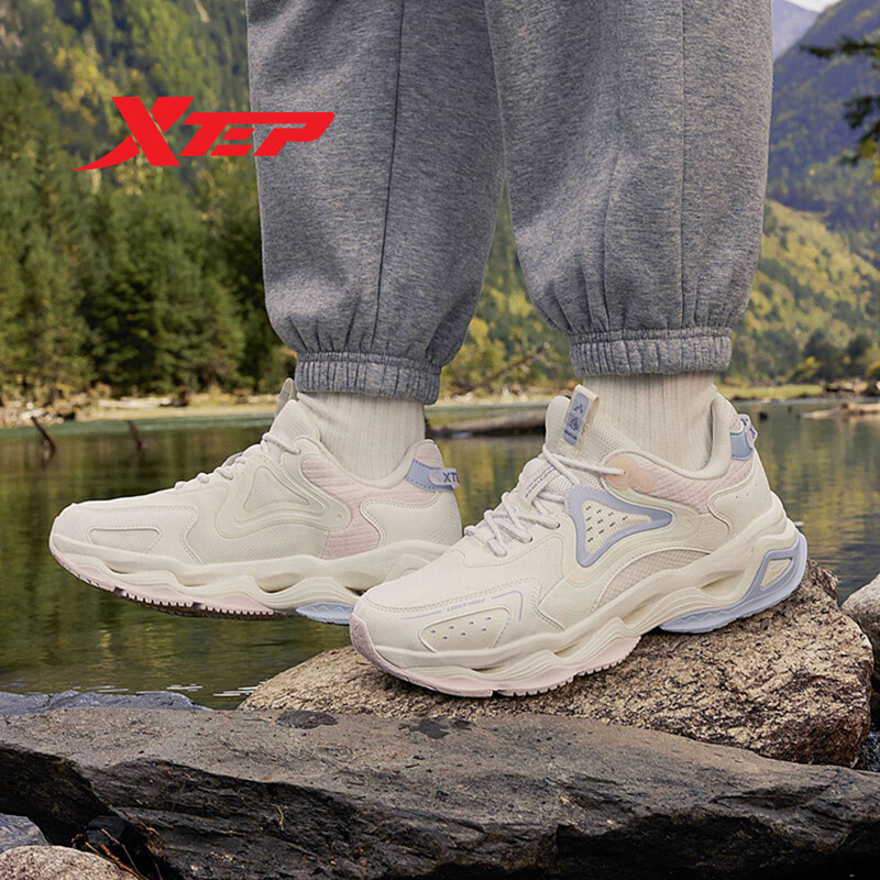 Xtep giày nữ giày thể thao lưới màu trắng giày sneaker giày thường nhật mới cho nữ giày bố đa năng 877118320007