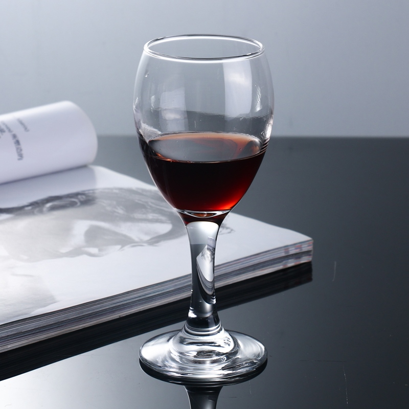 Gambar high quality Red wine glasses suit household foreign wine goblet hotel restaurant wine glass glass bottle of red wine cup wine