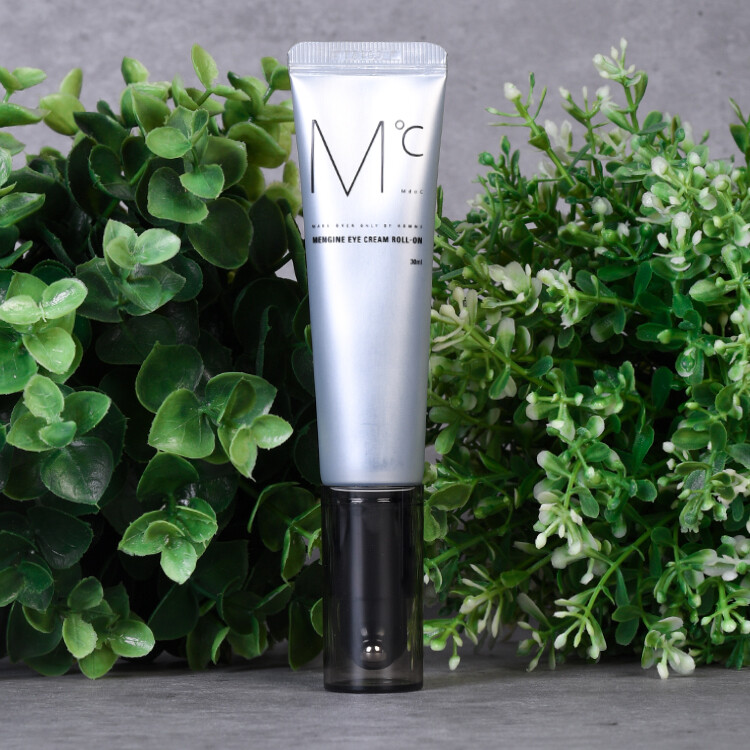 Gambar MdoC MENGINE EYE CREAM ROLL ON   Containing the Vitality of Marine Plants   30ml   Korean Premium Skincare for Men
