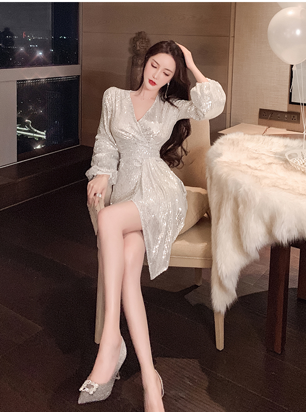 đầm kim sa lấp lánh Phụ nữ Pháp Đầm dự tiệc 2022 New Sequin Dress Slim váy kim sa nữ V Cổ dài Tay áo Váy Nổi tiếng Tính khí Bất thường Ăn mặc